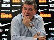 Andrés admite atraso de 2 meses com a Caixa