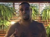 Adriano Imperador reclama de 'macumba' feita por mulher: 'Não adianta, sou de Deus'