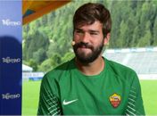 Após ano na reserva, Alisson celebra vaga de titular na Roma: "Minha chance chegou"