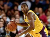 Magic Johnson compara pandemia do coronavírus ao surto do HIV nos anos 90