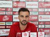 CRB: Rafael Longuine sofre lesão no joelho e só volta a atuar em 2021