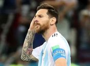 Messi e companheiros tentam derrubar técnico, diz jornal