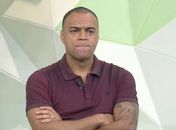 Jogador Denílson lamenta morte de pai de Zezé di Camargo e Luciano