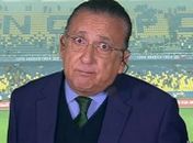 Galvão perde momento do gol do PSG e vira piada em rede social