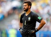 Liverpool faz oferta de 70 milhões de euros à Roma por Alisson