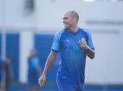 Atacante Silvinho está regularizado e à disposição do técnico Mozart para o jogo diante do Confiança
