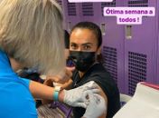 Alagoana Marta recebe a vacina contra a Covid-19 nos Estados Unidos