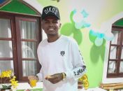 Khevin comemora aniversário e chegada do primeiro filho