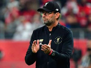 Klopp tem contrato com o Liverpool até 2024