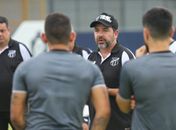 "Estamos dando passos consistentes", avalia Enderson sobre evolução no futebol do Ceará