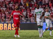 Anselmo Ramon é o personagem do jogo e CRB vence o Coritiba de virada no Rei Pelé

