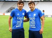 Óscar Romero e Ángel Romero podem jogar juntos no Corinthians (Foto: Divulgação/Instagram)