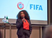 CBF aproveita evento da Conmebol para conversa com secretária-geral da Fifa