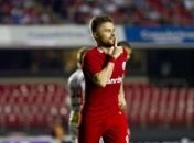 São Paulo desiste de ex-corintiano e quer atacante do Inter