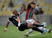 Vasco e Fluminense trocam farpas na Web por conta de mosaico no Maracanã
