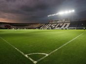 Dellatorre decide, CSA vence o Vasco e segue na briga pelo acesso