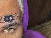 Rapper faz tatuagem em homenagem a Kobe Bryant, morto em acidente de helicóptero