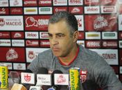 Treinador Marcelo Chamusca