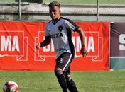 Jogador com passagem por Corinthians e Botafogo morre aos 21 anos