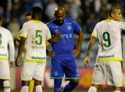 Romeno diz que Maicon chegava bêbado em treinos na Inter, e lateral rebate: "Nem conheço"