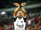 Acusado de violência sexual, Robinho é condenado a 9 anos de prisão