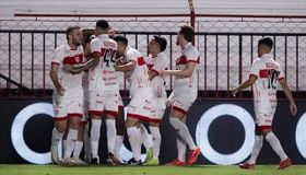 CRB deixa escapar vantagem de três gols e empata com o Atlético-GO pela Série B