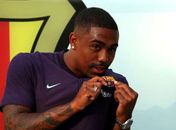 "Malcom? Eu nem sabia quem ele era", diz zagueiro da Roma