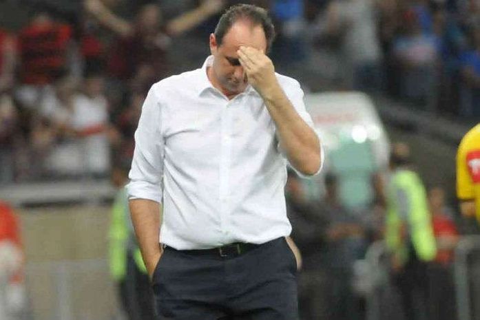 Cruzeiro demite Rogério Ceni após desgaste do técnico com jogadores