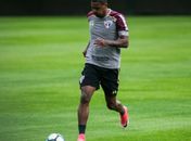 Maicosuel pede para não receber salário até voltar a jogar pelo São Paulo