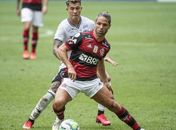 Diego começou o jogo entre os titulares 