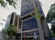 Americano lutador de MMA agride pessoas em prédio de Botafogo
