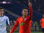 Taison se irrita com racismo na Ucrânia, é expulso e deixa o gramado chorando