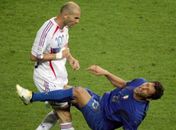 Materazzi revela o que disse a Zidane antes de cabeçada: "Prefiro sua irmã"