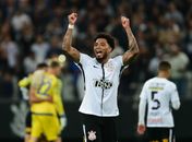 Kazim marcou gol importante contra o Avaí, na reta final do Brasileiro (Foto: Djalma Vassão/Gazeta Press)