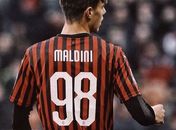 Milan afirma que dirigente e jogador testaram positivo para o novo coronavírus