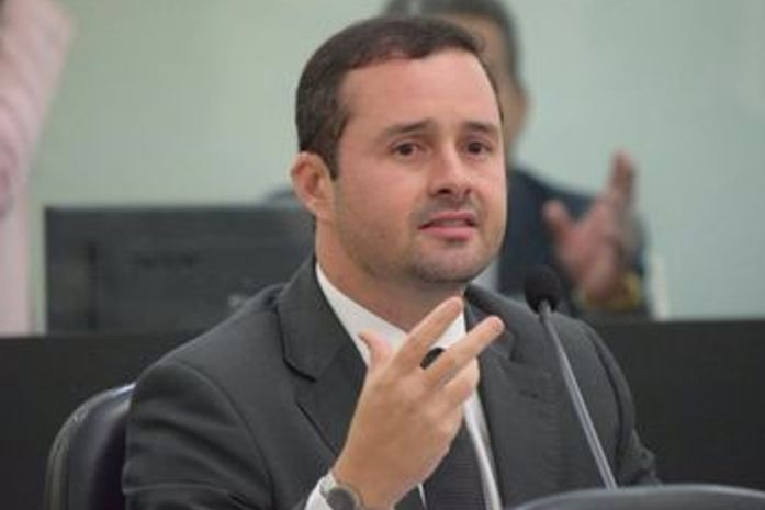 Deputado Bruno Toledo