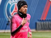 Neymar volta aos treinos no PSG após mais de dois meses