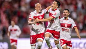 No Rei Pelé, CRB vence o Criciúma e retorna ao G-6 da Série B