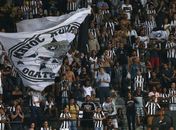 Cerca de 50 torcedores do Botafogo invadiram o Nilton Santos Vítor Silva/SSPress/Botafogo