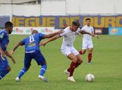 Bahia vence Jacobina de virada e assume liderança do Baianão