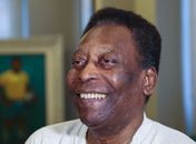 Pelé é internado em São Paulo para exames de rotina: 'Estou muito bem'