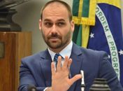 Eduardo Bolsonaro defende Caio Ribeiro e acusa Globo de "favorecer esquerda"
