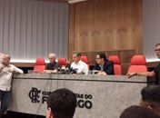 Landim defende valores oferecidos pelo Flamengo às famílias das vítimas do incêndio