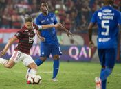 Diego passa por cirurgia e deve voltar em quatro meses, 'no mínimo'