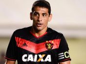 Presidente admite ir à Justiça caso Diego Souza não retorne ao Sport