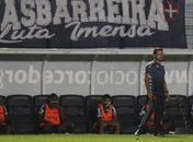 Vasco: Ramon vive outro lado do 'Ramonismo' e é alvo de críticas da torcida