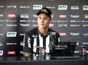 Vinicius é apresentado no Galo e diz que vai dançar depois dos gols