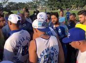 Organizada do Cruzeiro invade Toca da Raposa II e cobra reação dos jogadores