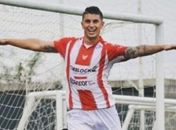 Ganhador de 'Big Brother' faz teste em time e provoca ex-jogador do Corinthians
