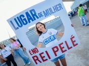 Torcedoras compram ideia e engajam na campanha “Lugar de Mulher é no Rei Pelé”